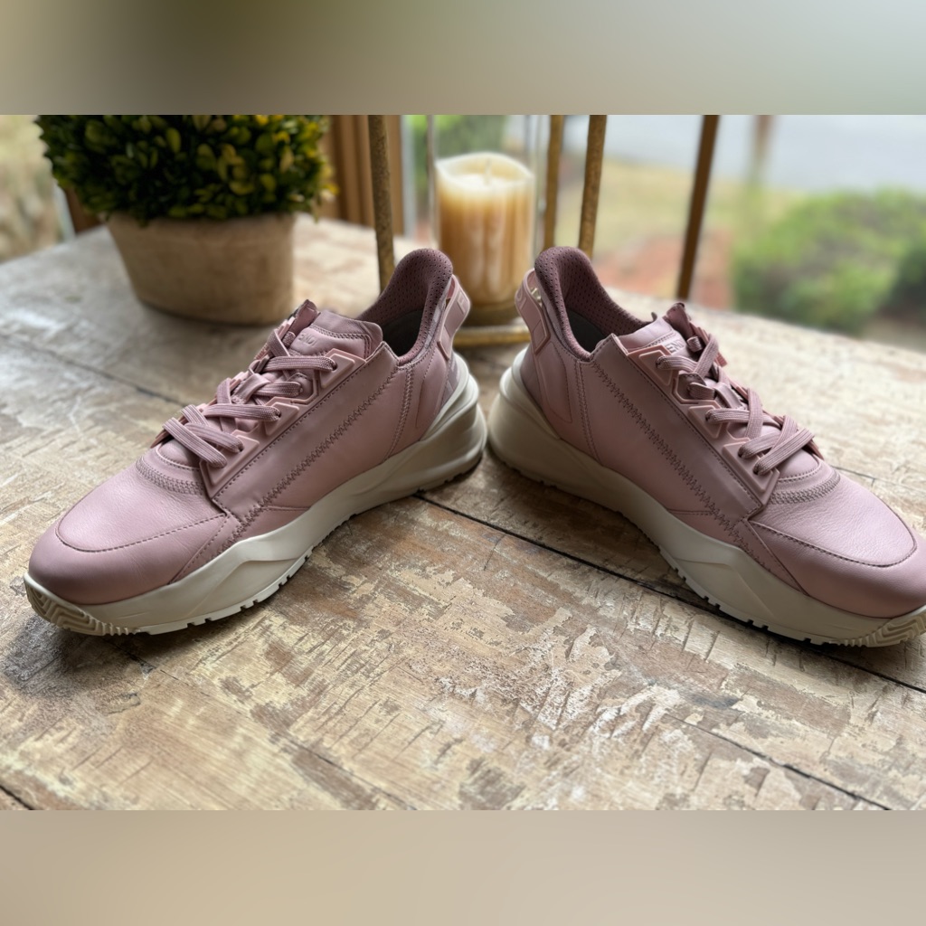 Authentic Fendi Flow Sneakers